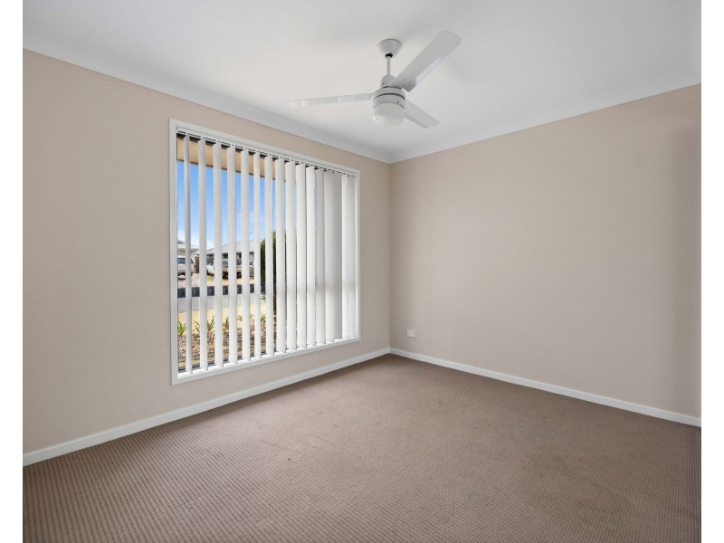 21 Mia Street, Wyreema QLD 4352