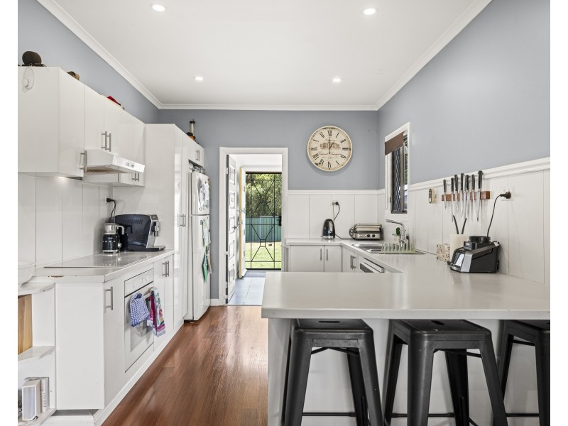 3 Robsart Street, North Toowoomba QLD 4350