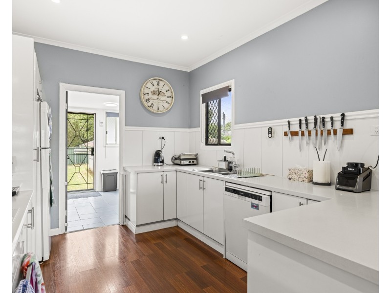 3 Robsart Street, North Toowoomba QLD 4350