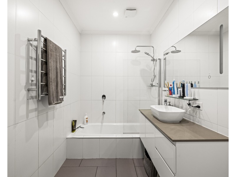 3 Robsart Street, North Toowoomba QLD 4350