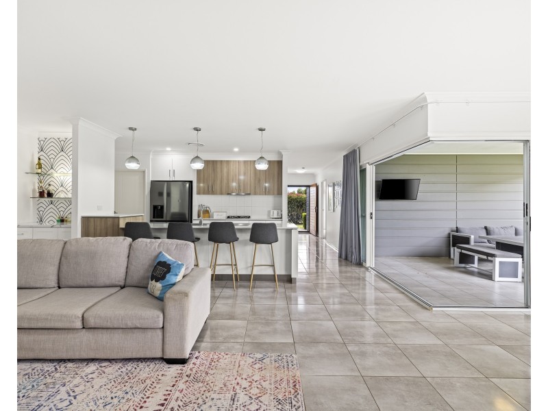 192 Nelson Street, Kearneys Spring QLD 4350