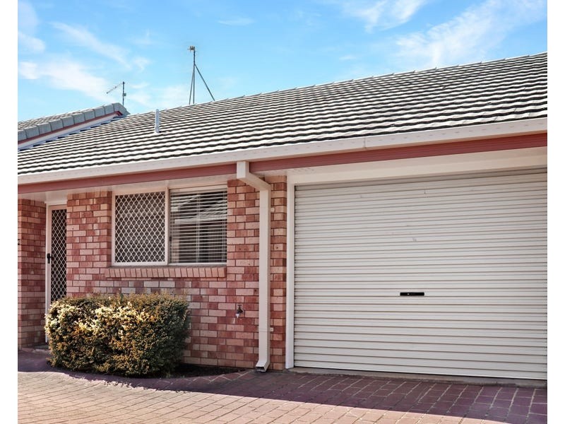 Unit 6/299 James Street, Newtown QLD 4350