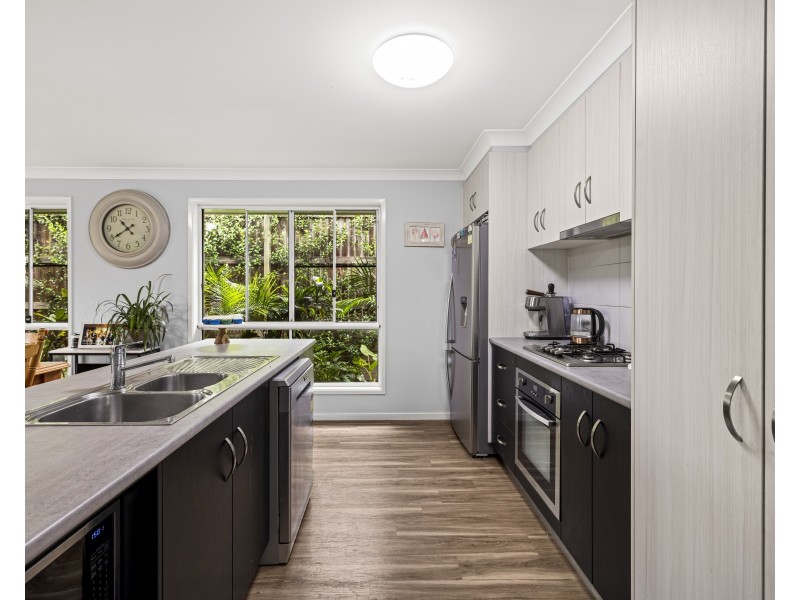 9 Diva Lane, Glenvale QLD 4350