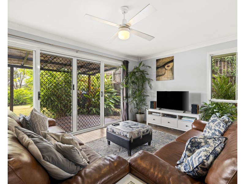 9 Diva Lane, Glenvale QLD 4350