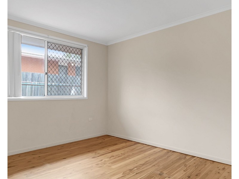 Unit 2/22 Claret Street, Wilsonton Heights QLD 4350