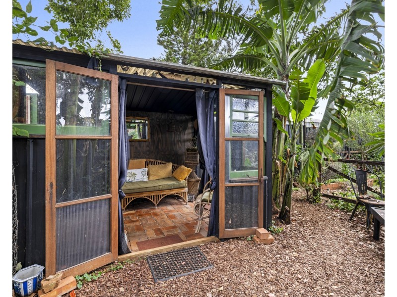 36 Charles Street, Newtown QLD 4350