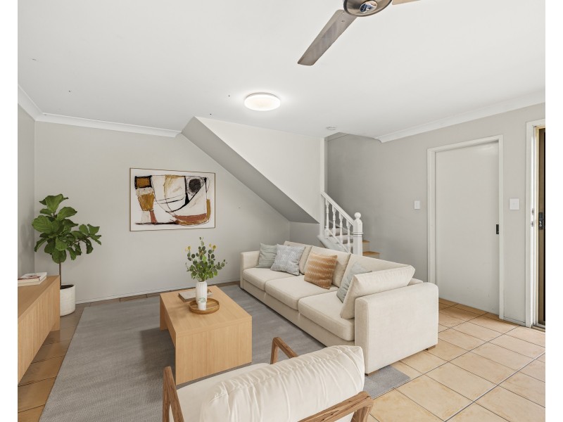 Unit 1/357 Margaret Street, Newtown QLD 4350