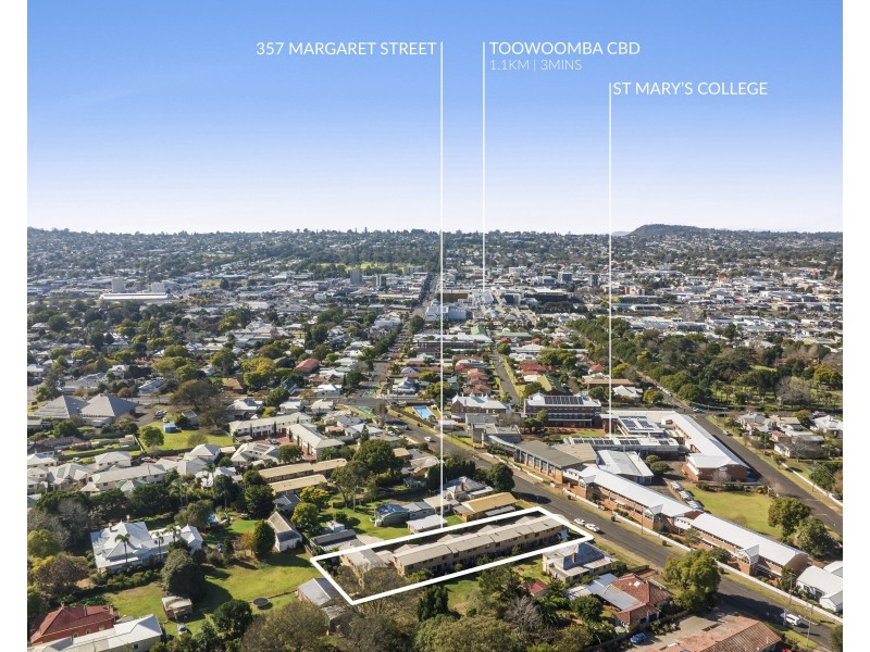 Unit 1/357 Margaret Street, Newtown QLD 4350