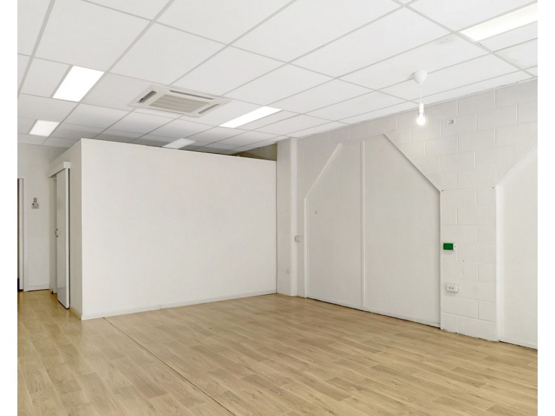 Shop 4/12 Russell Street, Toowoomba City QLD 4350