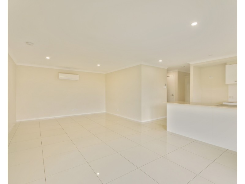 Unit 1/45 Mia Street, Wyreema QLD 4352