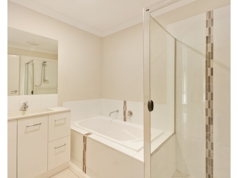 Unit 1/45 Mia Street, Wyreema QLD 4352