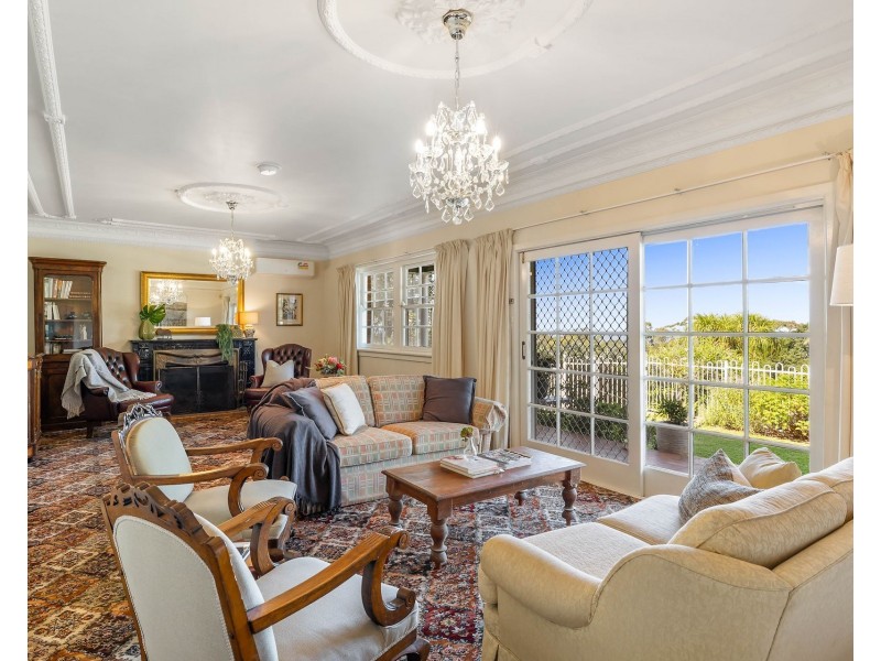 2 Kinnoull Terrace, Rangeville QLD 4350