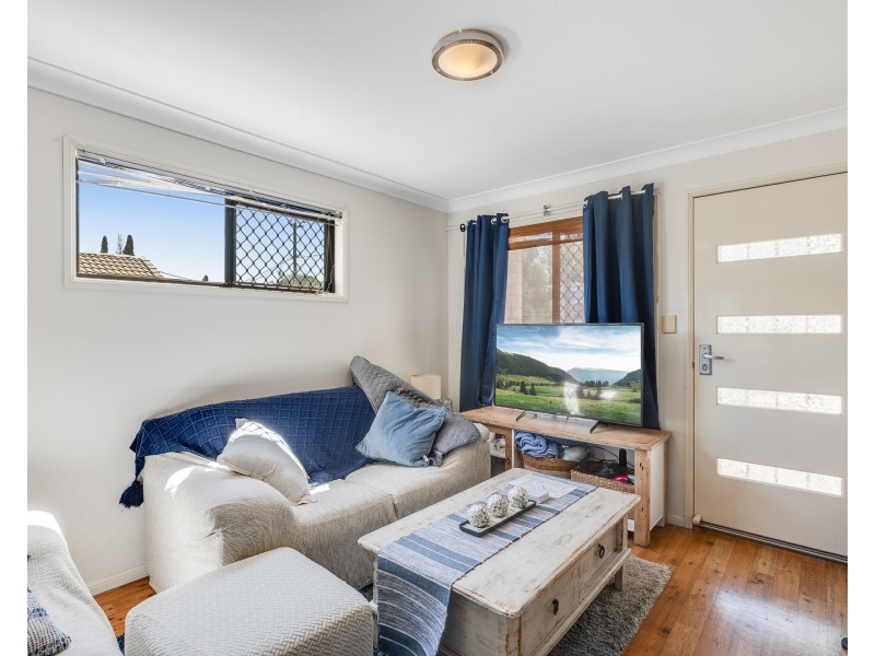 Unit 2/22 Pascoe Lane, Harlaxton QLD 4350