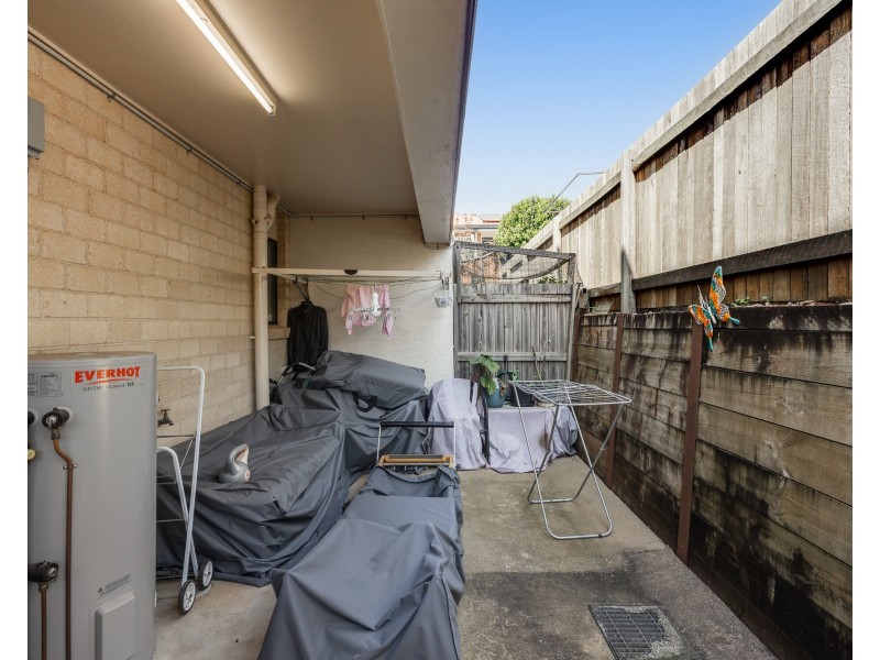 Unit 2/22 Pascoe Lane, Harlaxton QLD 4350