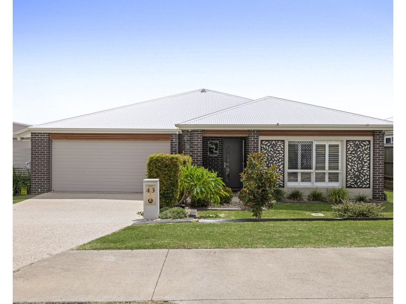 43 Gwenda Drive, Westbrook QLD 4350