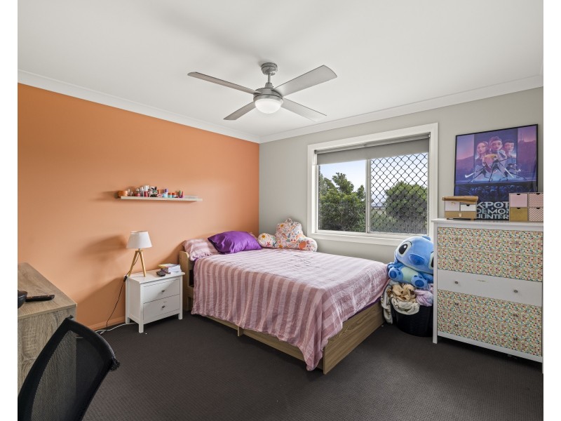 43 Gwenda Drive, Westbrook QLD 4350