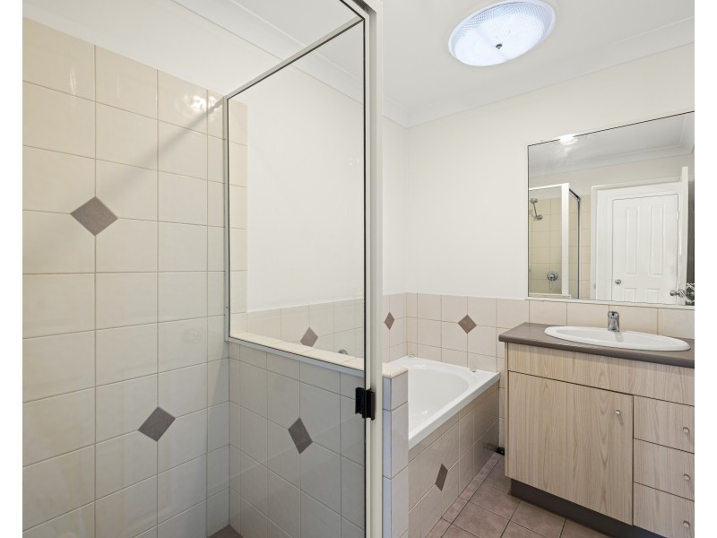 1/6 Ball Street, Drayton QLD 4350