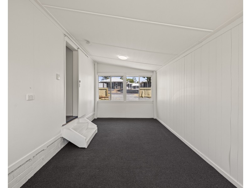 207 Jellicoe Street, Newtown QLD 4350