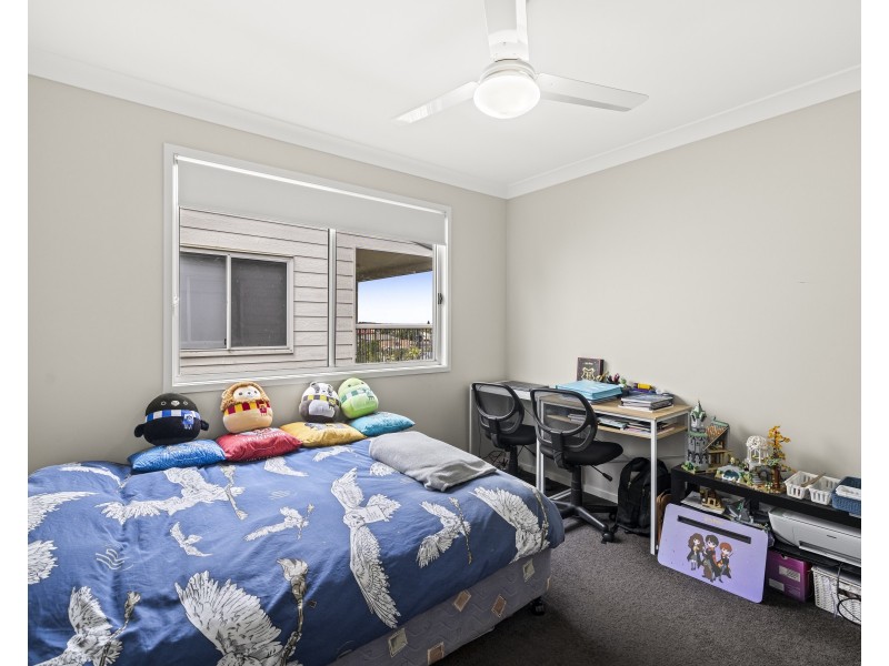 12 Kershaw Close, Cranley QLD 4350