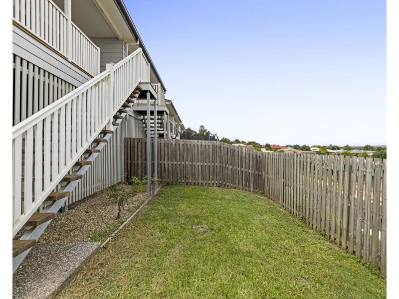 12 Kershaw Close, Cranley QLD 4350