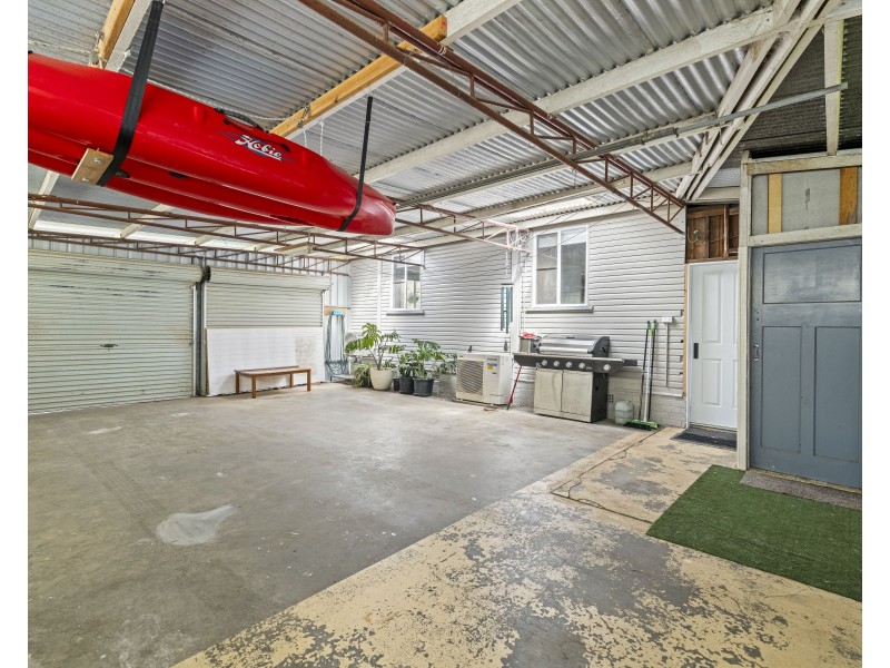 1 Jones Street, Crows Nest QLD 4355