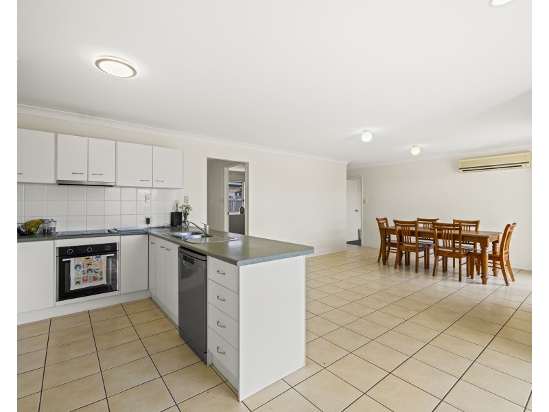 3 Wareena Crescent, Glenvale QLD 4350