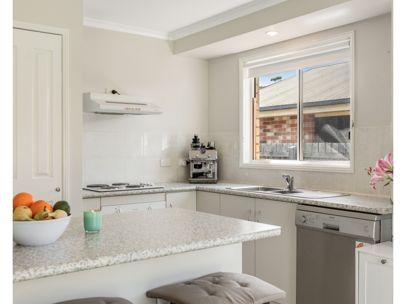 13 Fair Street, Rockville QLD 4350