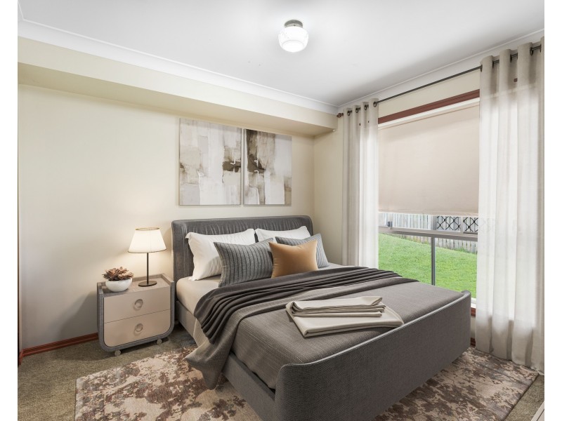 2 Gainsborough Drive, Glenvale QLD 4350