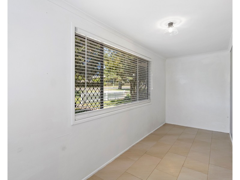 23 Teesdale Avenue, Newtown QLD 4350