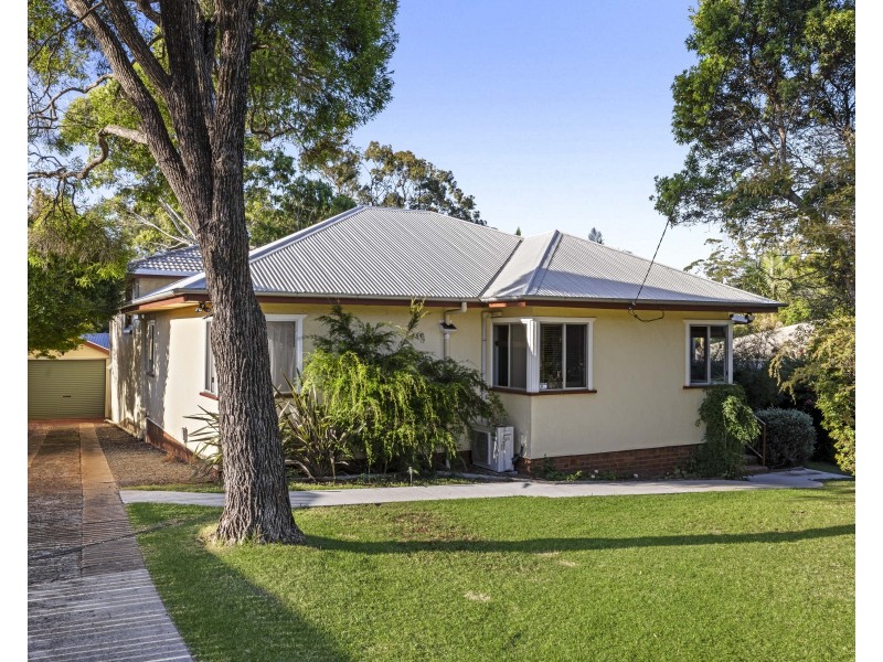 9 Garde Street, Centenary Heights QLD 4350