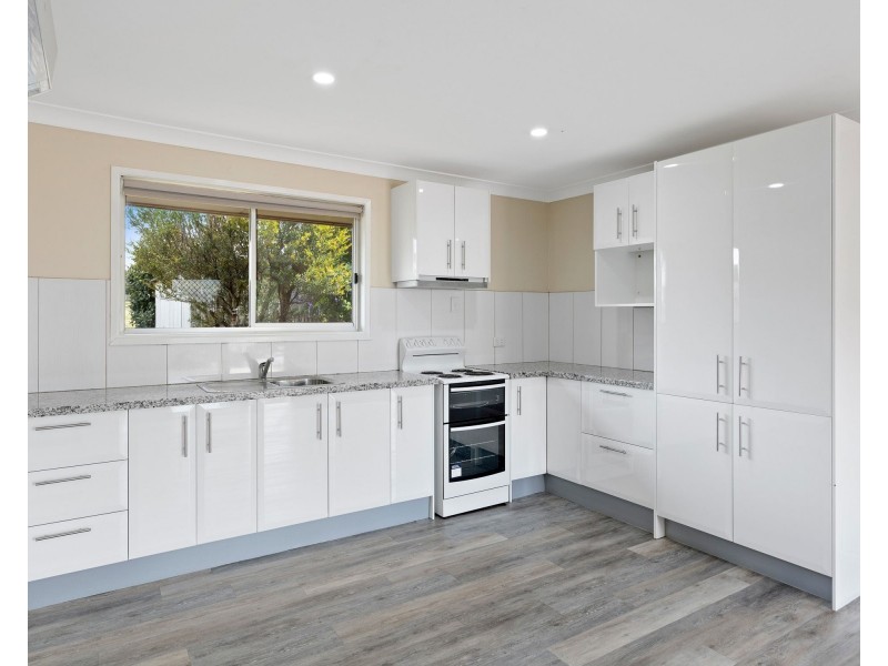 Unit 3/3a McDowall Street, Newtown QLD 4350