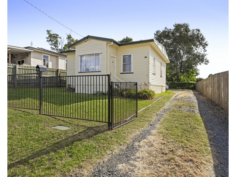 3 Vanity Street, Rockville QLD 4350