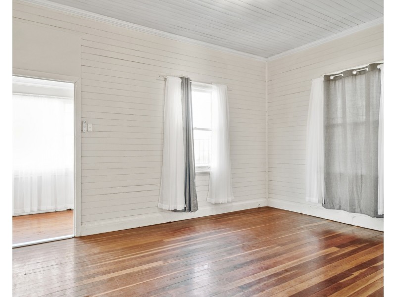 3 Vanity Street, Rockville QLD 4350