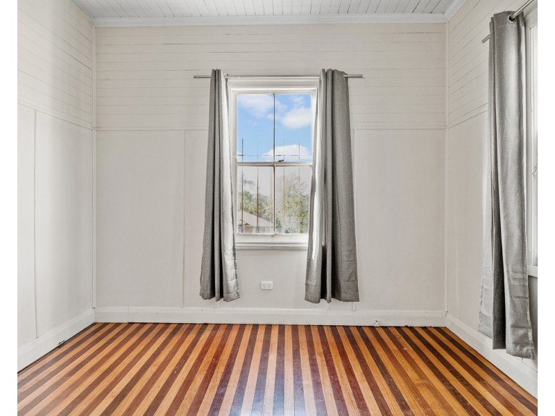 3 Vanity Street, Rockville QLD 4350