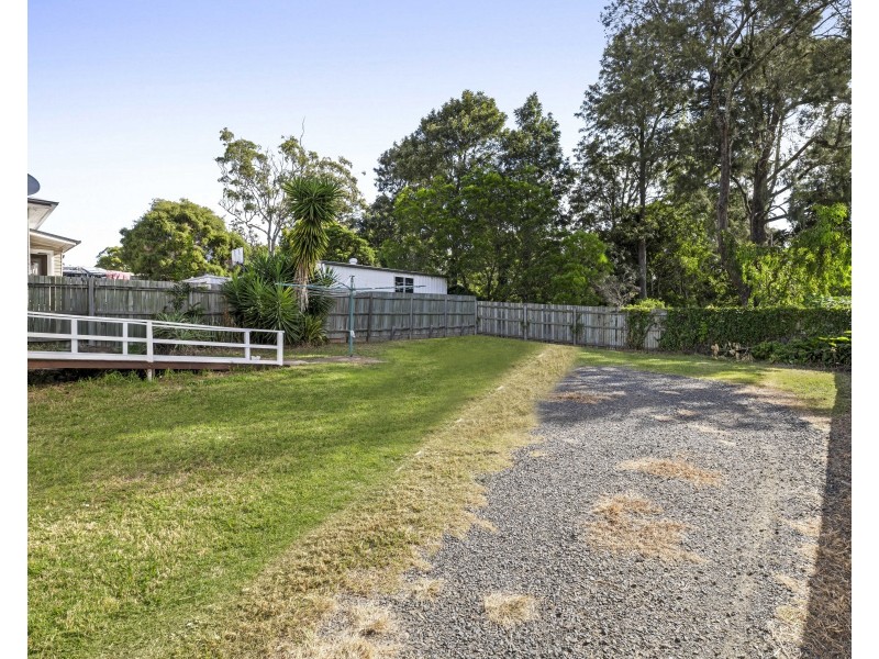 3 Vanity Street, Rockville QLD 4350