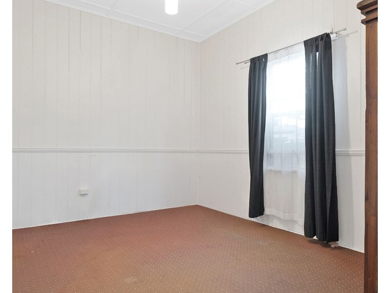 Unit 2/86 Hume Street, North Toowoomba QLD 4350