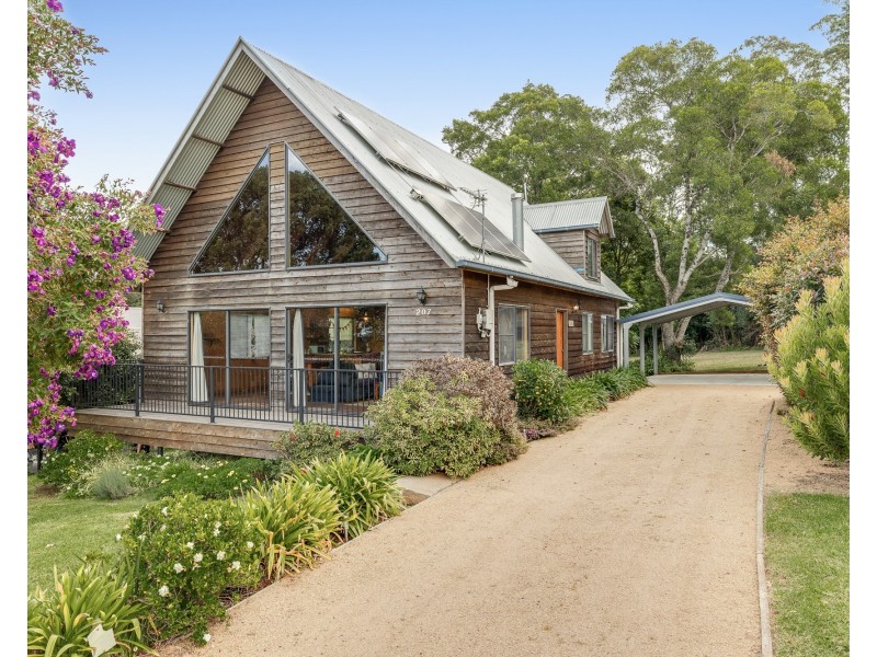 207/3143 Esk Hampton Road, Ravensbourne QLD 4352