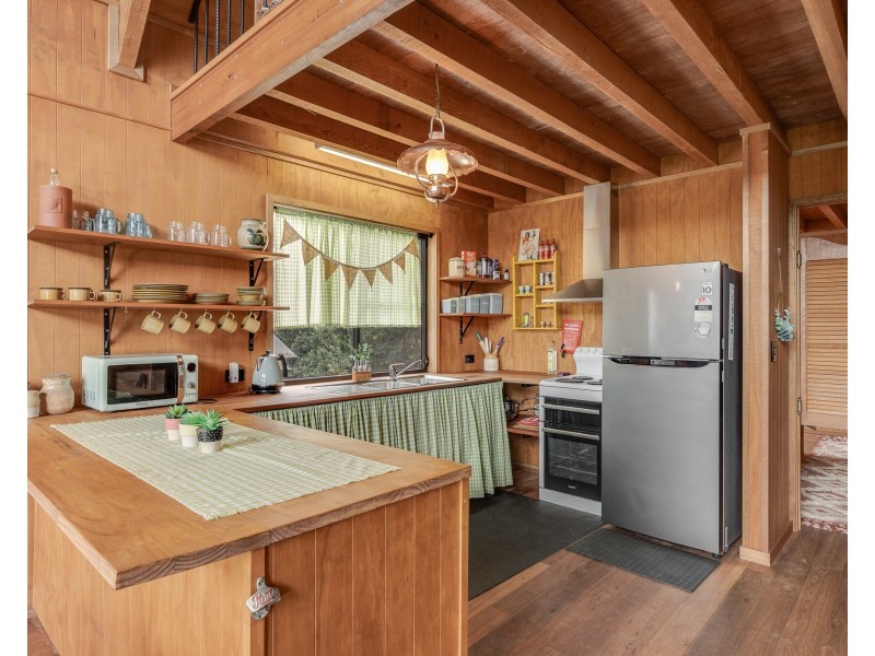 207/3143 Esk Hampton Road, Ravensbourne QLD 4352