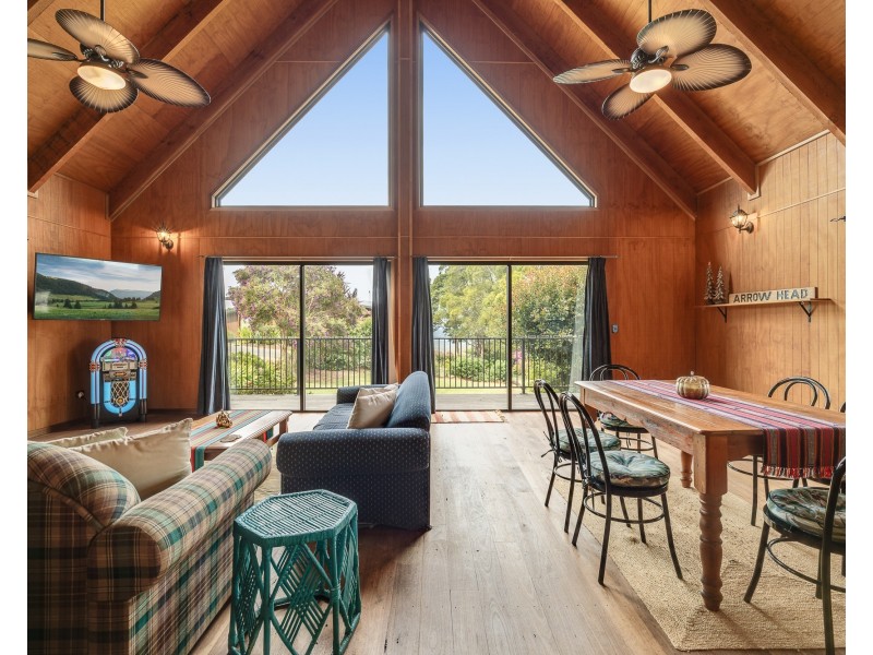 207/3143 Esk Hampton Road, Ravensbourne QLD 4352