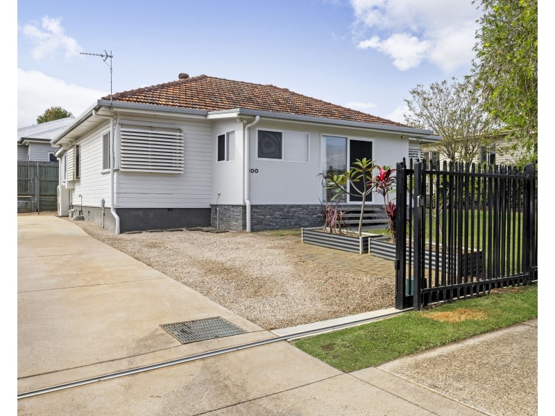 100 Water Street South, South Toowoomba QLD 4350