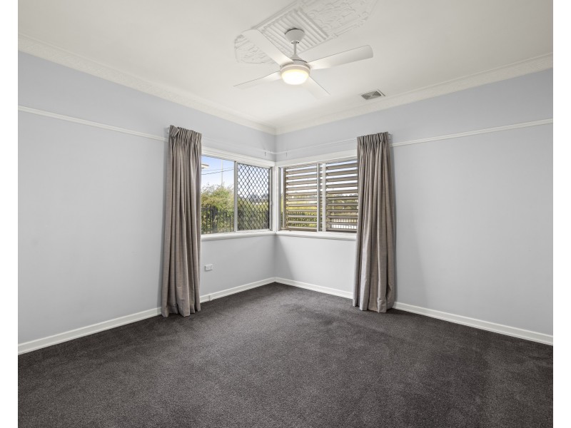 100 Water Street South, South Toowoomba QLD 4350