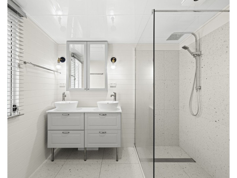 100 Water Street South, South Toowoomba QLD 4350