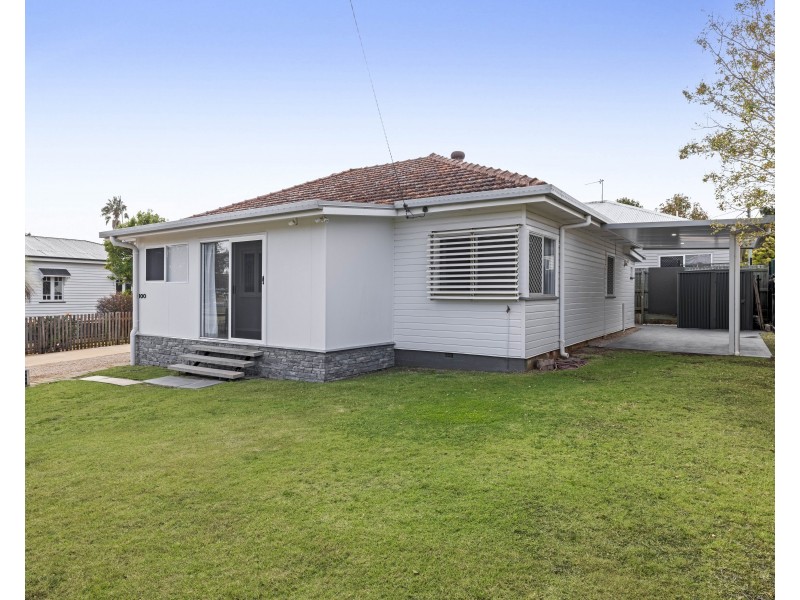 100 Water Street South, South Toowoomba QLD 4350