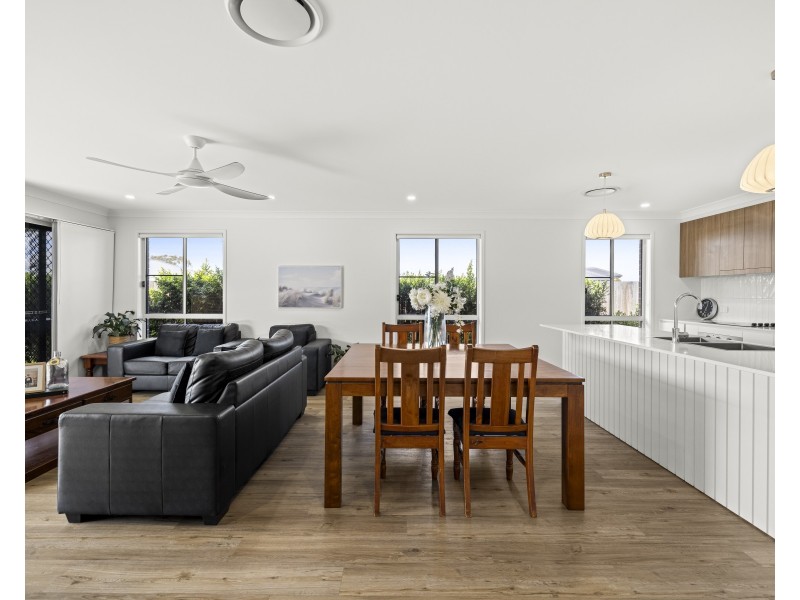 21 Trevatt Street, Westbrook QLD 4350