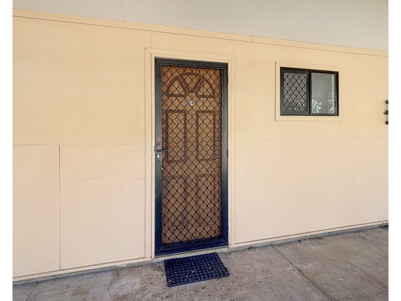 21/14 Fanny Street, Newtown QLD 4350