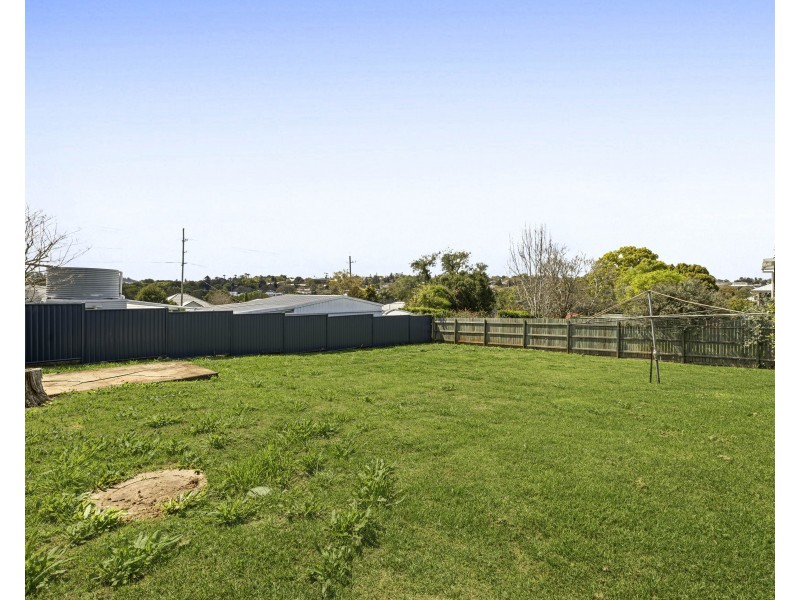 15 Seaton Street, South Toowoomba QLD 4350