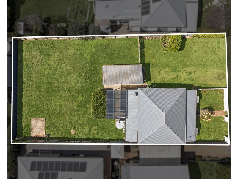 15 Seaton Street, South Toowoomba QLD 4350