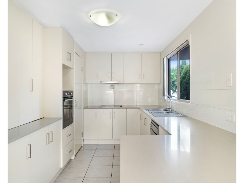 Unit 17/16 Anzac Avenue, Newtown QLD 4350