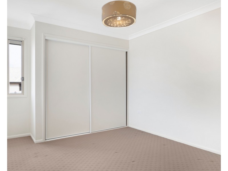 Unit 17/16 Anzac Avenue, Newtown QLD 4350