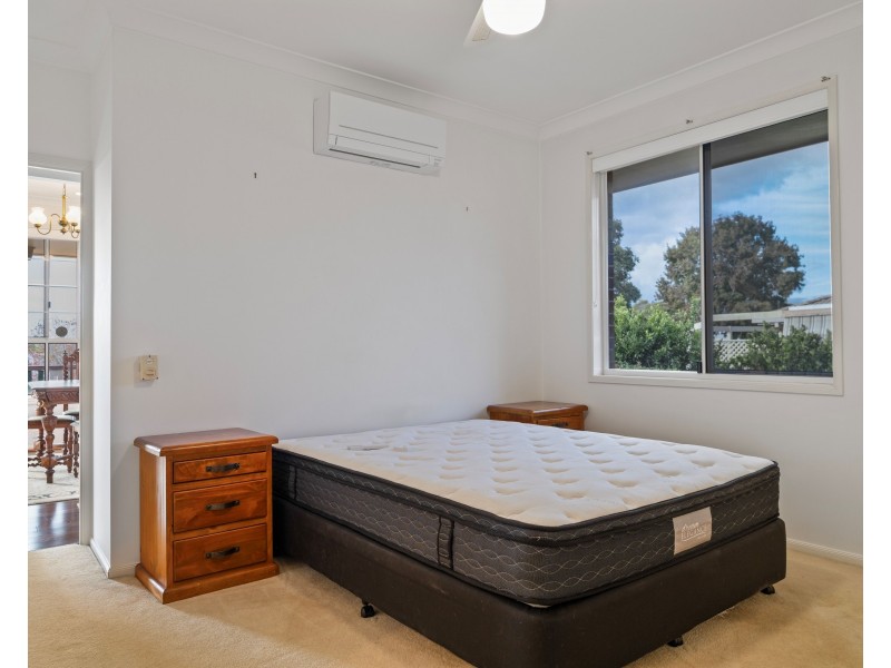 Unit 1/32 Jull Drive, Centenary Heights QLD 4350